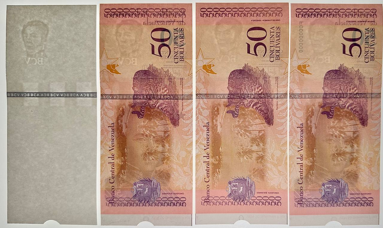 2822 - Venezuela Set Of Proof 50 Bolivares 2018