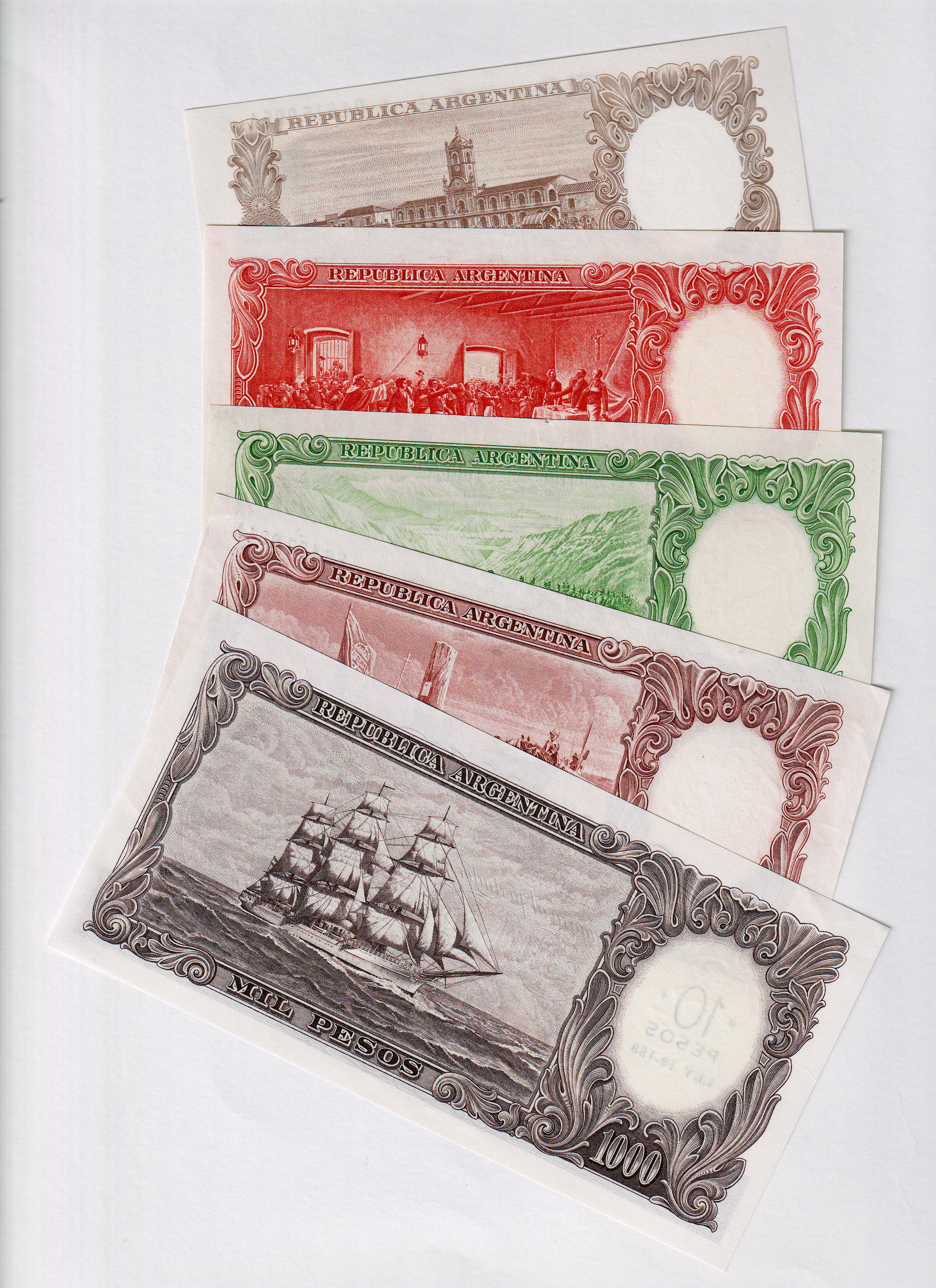2520 - Argentina 5 - 10 - 50 - 100 Pesos & 10 x 1000 Pesos 1942 - 1969
