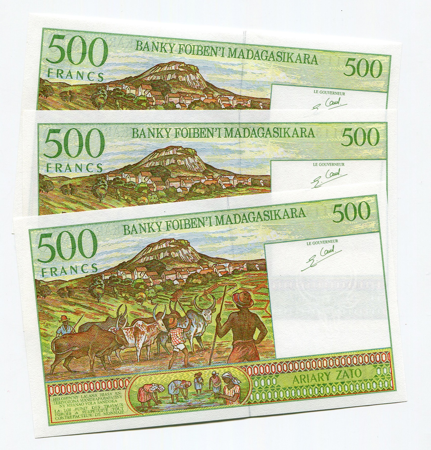 2284 - Madagascar 3 x 500 Francs 1996 - 2004 (ND) With Consecutive Numbers