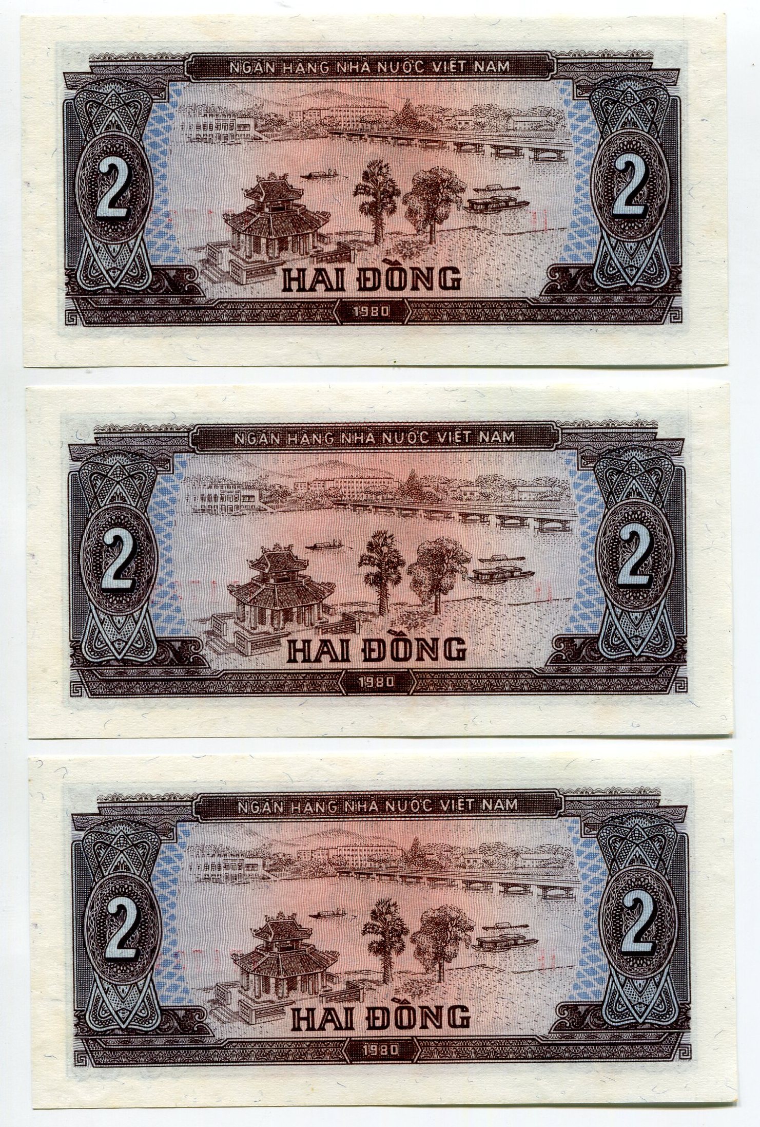 2902 - Vietnam North 3 x 2 Dong 1980 (1981) With Consecutive Numbers